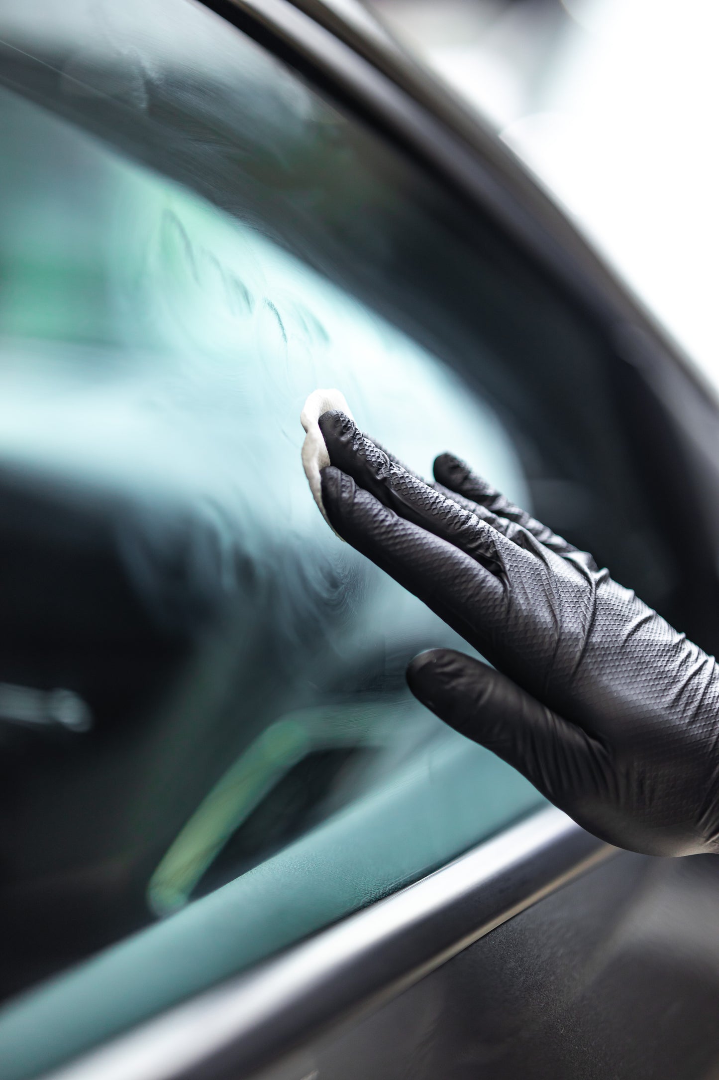 Gtechniq G5 Water Repellent Coating for Glass and Perspex | Lasts Up to 4 Months