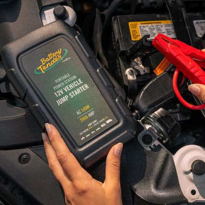 Battery Tender® 2000 AMP Jump Starter & Power Station with 100W Inverter